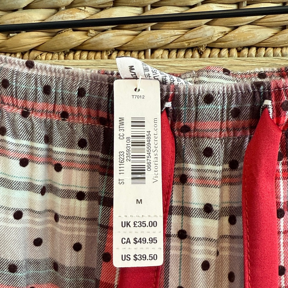 NWT Victoria's Secret Plaid Plaid Flocked Dot PJ Bottoms, M - Picture 3 of 7